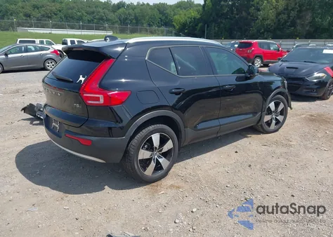 2020 Volvo Xc40 T5 Momentum from USA, damaged, VIN YV4162UK8L2266947